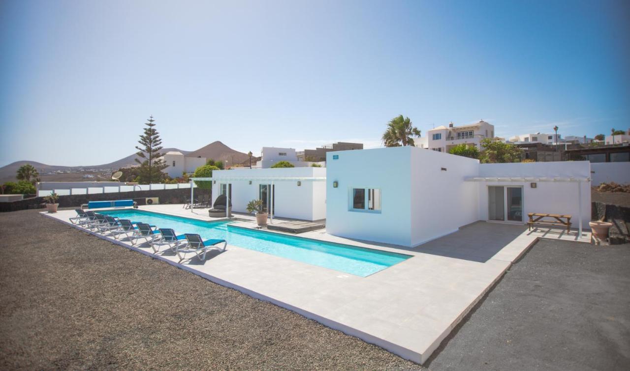 فيلا Casa Conil With A Private 25 Meter Heated Pool المظهر الخارجي الصورة
