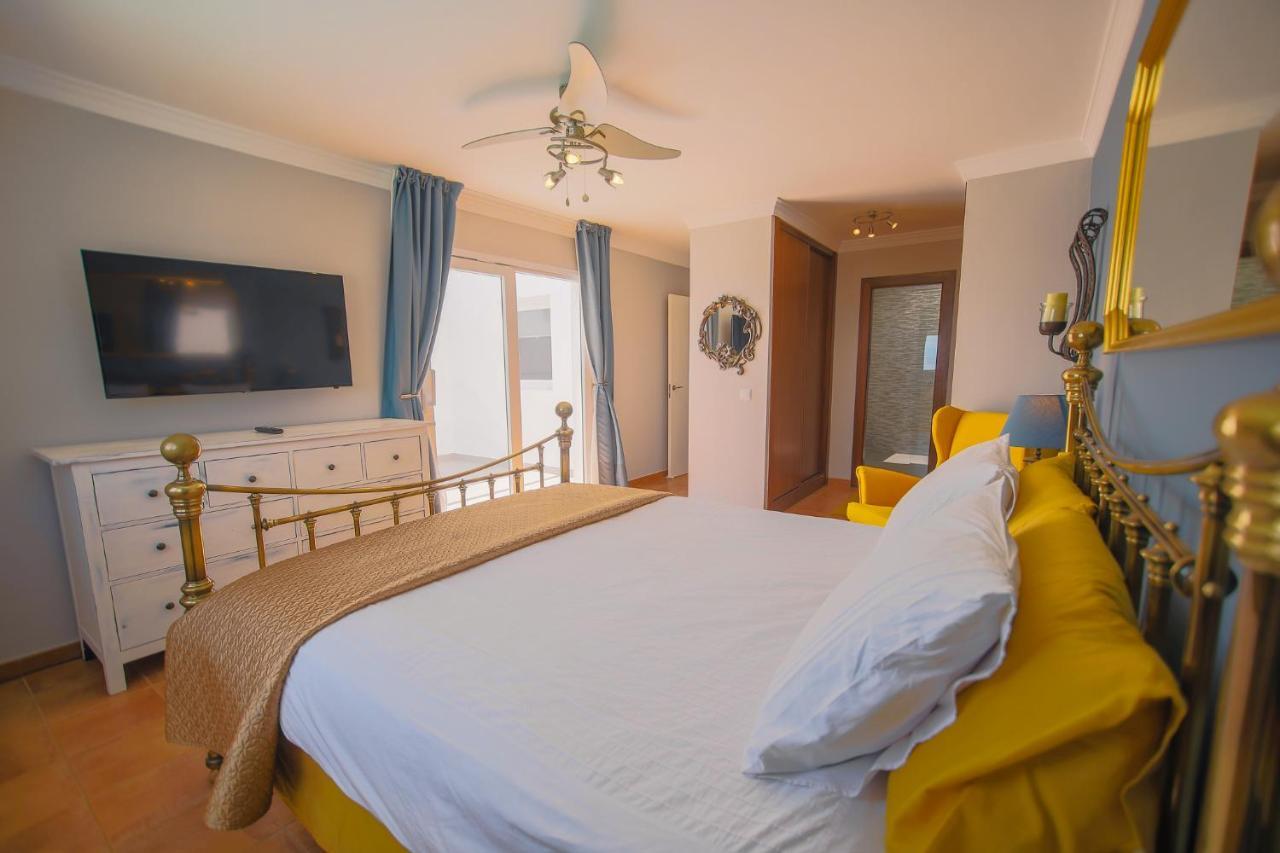 فيلا Casa Conil With A Private 25 Meter Heated Pool المظهر الخارجي الصورة