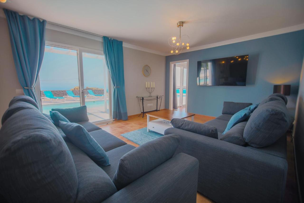 فيلا Casa Conil With A Private 25 Meter Heated Pool المظهر الخارجي الصورة